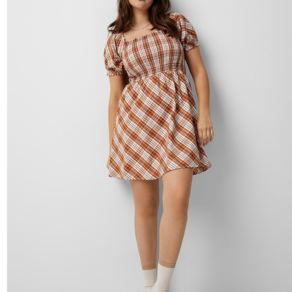 Check brown and white smocked puff sleeve square neck peasant dress NWT